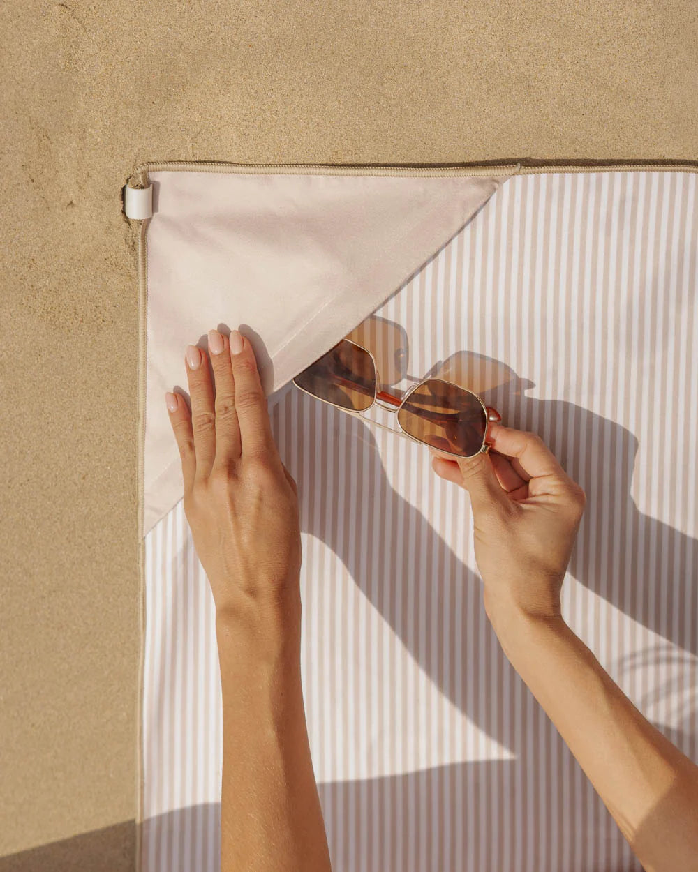 TOALLA FLAMINGUEO PIPA BEIGE