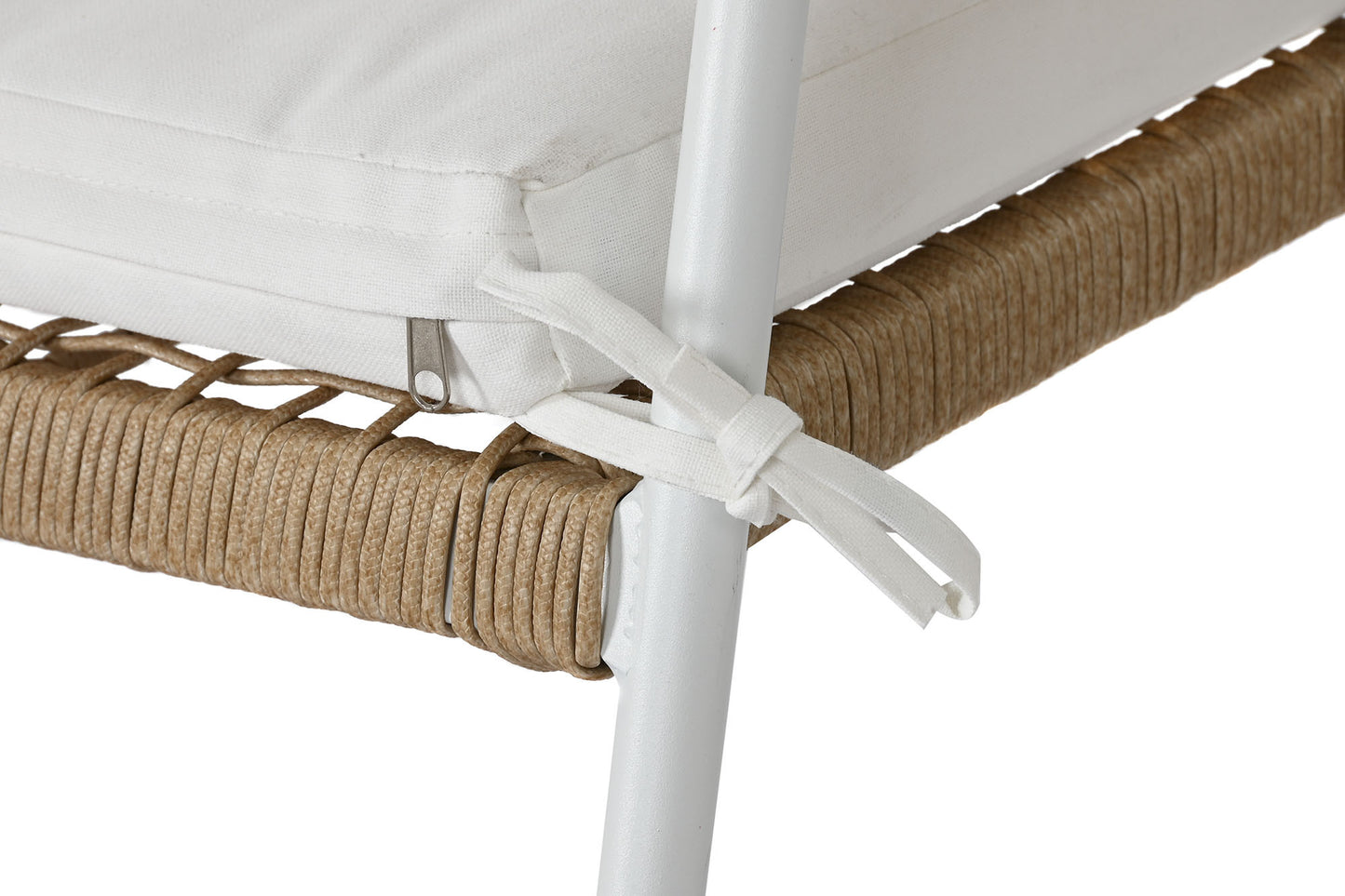 CONJUNTO SILLONES Y MESITA CON COJINES