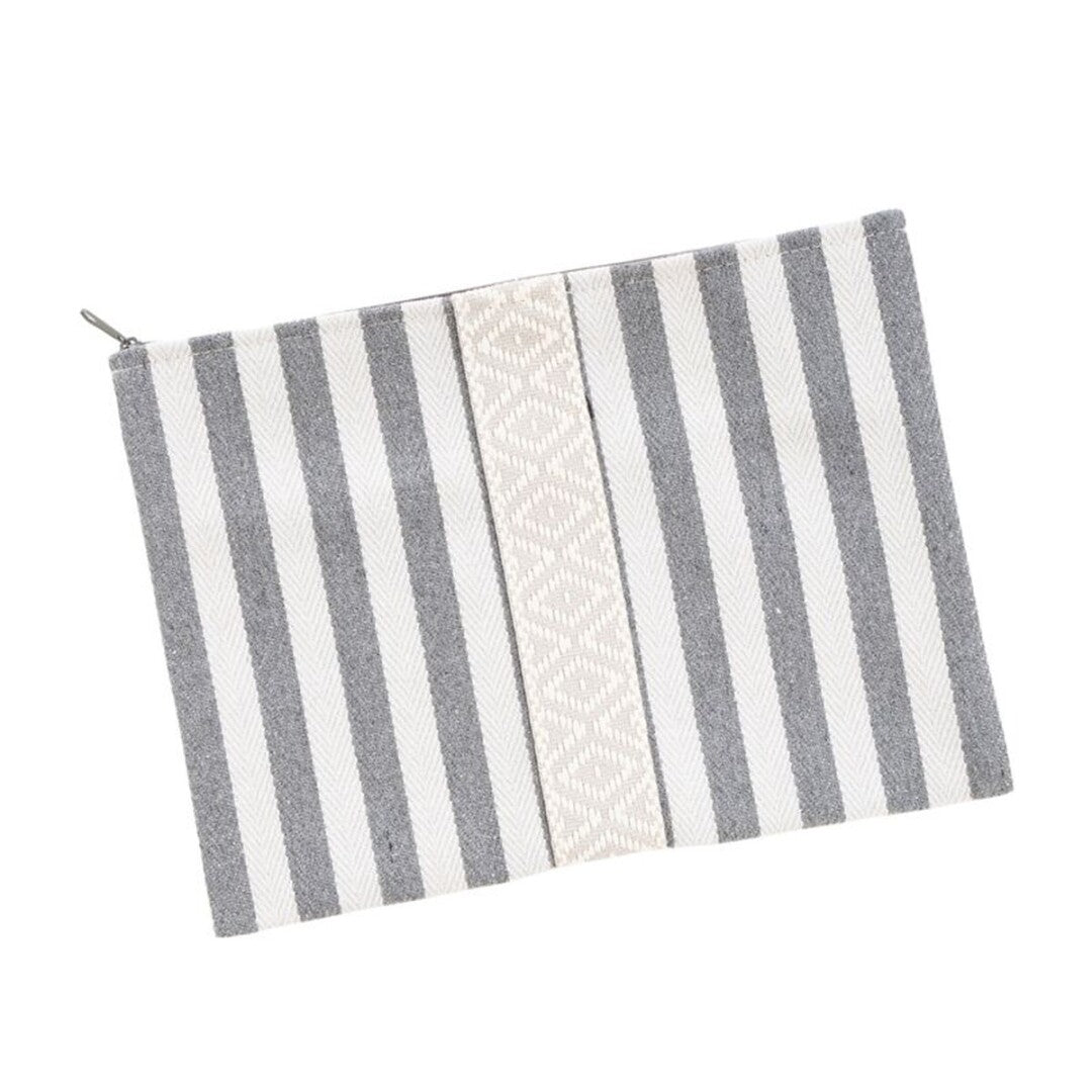 NECESER RAYAS DETALLE CINTA GRIS