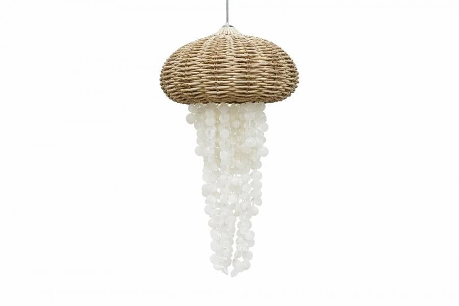 LAMPARA TECHO RATAN CONCHAS 51X51X95 MEDUSA